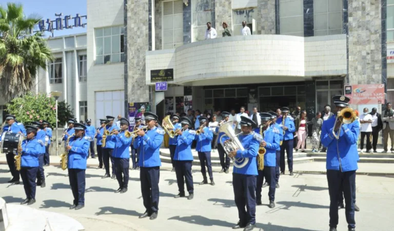 ዓለምለኸ መዓልቲ ልቢ ብዝተፈላለዩ ምድላዋት ተኸቢሩ።